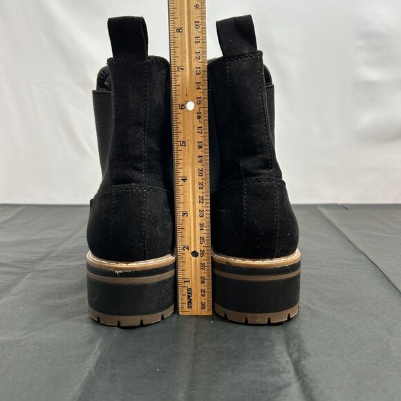 Kensie Khai lug sole Chelsea black faux suede boots 8.5M - worn once - Picture 8 of 8
